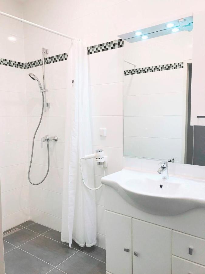 Act Apartments Виена Екстериор снимка