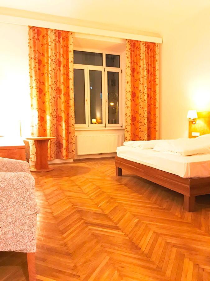 Act Apartments Виена Екстериор снимка